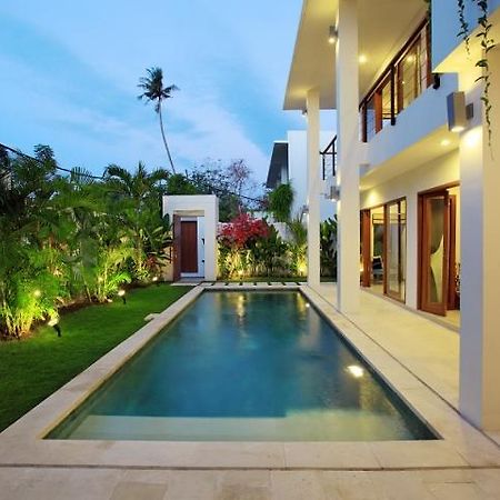 Moonlight Villa Bali Nusa Dua  Exterior foto